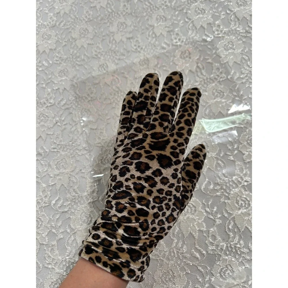 Vintage Leopard Print Thinsulate Insulated Velvet Gloves Fall Glam Boho Chic